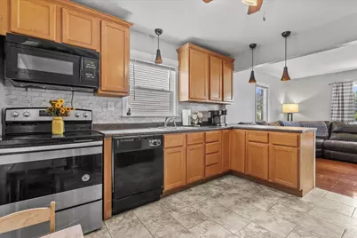 5005 W Forest Home Ave, Milwaukee, WI 53219 - Photo 8