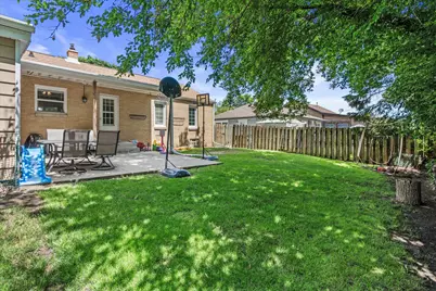 5005 W Forest Home Ave, Milwaukee, WI 53219 - Photo 24