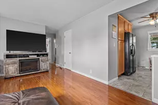 5005 W Forest Home Ave, Milwaukee, WI 53219 - Photo 6