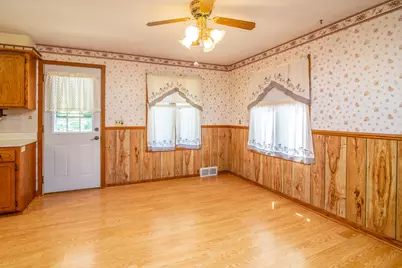 1413  Randolph St, Watertown, WI 53094 - Photo 4
