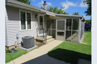 1413  Randolph St, Watertown, WI 53094 - Photo 44