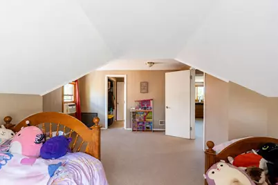 1518 E Howard Ave, Milwaukee, WI 53207 - Photo 18