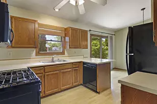 5609 Riviera Dr, Racine, WI 53406 - Photo 6