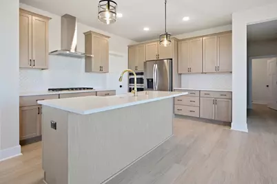 N63W35828  Frederick Dr, Oconomowoc, WI 53066 - Photo 16