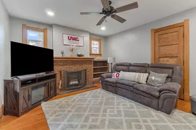 1702  Cass St, La Crosse, WI 54601 - Photo 6