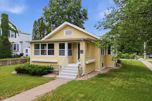 1702 Cass St, La Crosse, WI 54601 - Photo 2