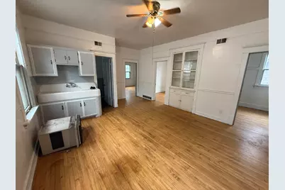 2326 W Burnham St #2326A, Milwaukee, WI 53204 - Photo 10