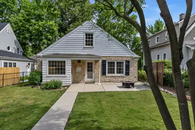 215 W Saveland Ave, Milwaukee, WI 53207 - Photo 24