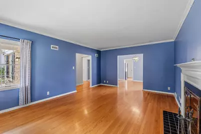 215 W Saveland Ave, Milwaukee, WI 53207 - Photo 4