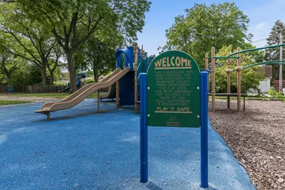 215 W Saveland Ave, Milwaukee, WI 53207 - Photo 34