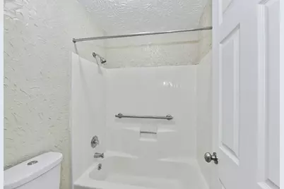 402  Sheffield Rd #3, Waukesha, WI 53186 - Photo 22