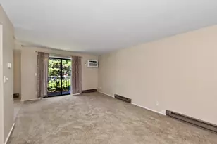402 Sheffield Rd, Waukesha, WI 53186 - Photo 6