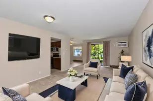 402 Sheffield Rd, Waukesha, WI 53186 - Photo 4