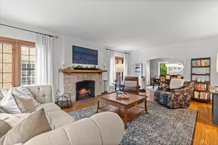 4314 N Ardmore Ave, Shorewood, WI 53211 - Photo 8