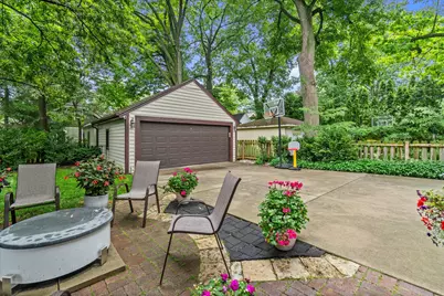 4314 N Ardmore Ave, Shorewood, WI 53211 - Photo 6