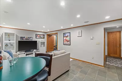 4314 N Ardmore Ave, Shorewood, WI 53211 - Photo 28