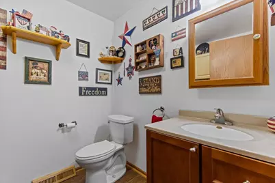 314 S Jefferson St #11, Racine, WI 53185 - Photo 18
