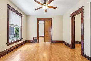 1660 N Marshall St, Milwaukee, WI 53202 - Photo 14