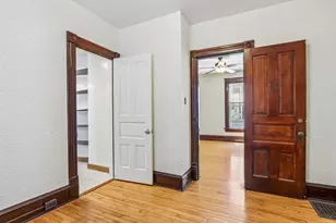 1660 N Marshall St, Milwaukee, WI 53202 - Photo 26