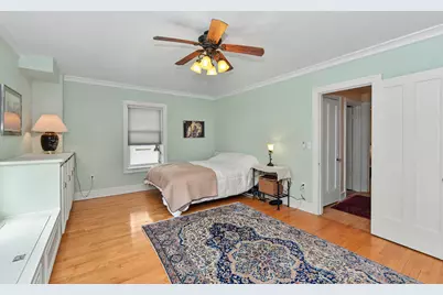 2009 N Prospect Ave #20, Milwaukee, WI 53202 - Photo 20