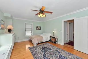 2009 N Prospect Ave, Milwaukee, WI 53202 - Photo 20