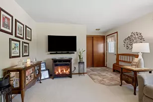 4006 S 18th St, Sheboygan, WI 53081 - Photo 8