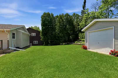 4006 S 18th St, Sheboygan, WI 53081 - Photo 30