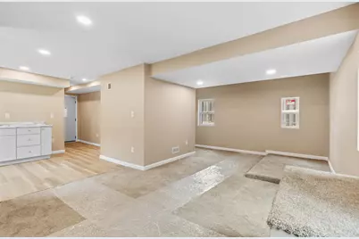 1637  Maple St, South Milwaukee, WI 53172 - Photo 2