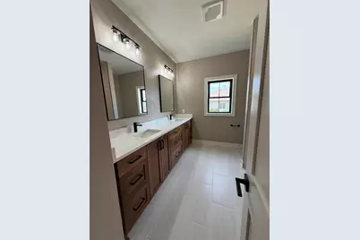W208N16278  Renee Way, Jackson, WI 53037 - Photo 16