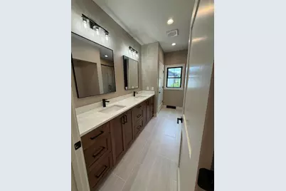 W208N16278  Renee Way, Jackson, WI 53037 - Photo 12