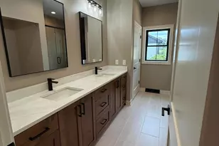 W208N16278 Renee Way, Jackson, WI 53037 - Photo 12