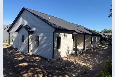 W208N16278  Renee Way, Jackson, WI 53037 - Photo 2