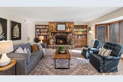 12785 W Bobwood Rd, New Berlin, WI 53151 - Photo 2
