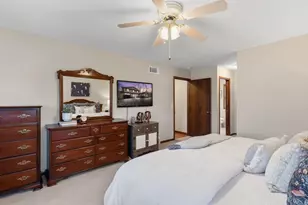12785 W Bobwood Rd, New Berlin, WI 53151 - Photo 18