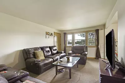 6823 W Wedgewood Dr, Milwaukee, WI 53220 - Photo 28