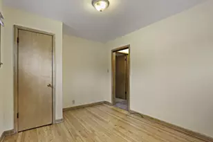 6823 W Wedgewood Dr, Milwaukee, WI 53220 - Photo 16