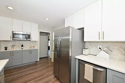 6476 N 84th St, Milwaukee, WI 53224 - Photo 10
