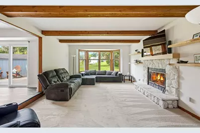 1232  Cavalier Dr, Waukesha, WI 53186 - Photo 4