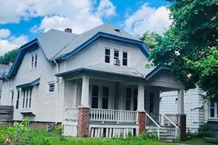 4430 W Meinecke Ave, Milwaukee, WI 53210 - Photo 1