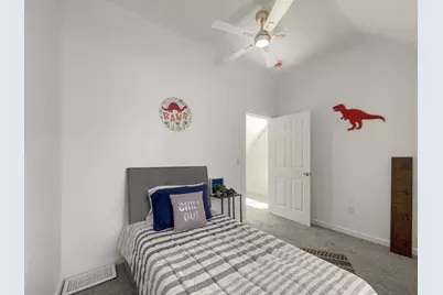 2634 N 34th St, Milwaukee, WI 53210 - Photo 10