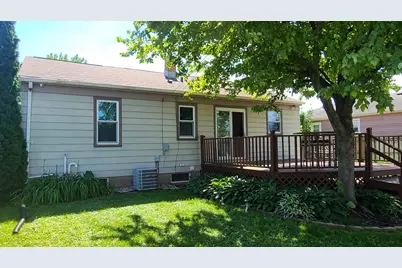 3434  1st Ave, Racine, WI 53402 - Photo 12