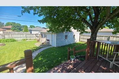 3434  1st Ave, Racine, WI 53402 - Photo 10