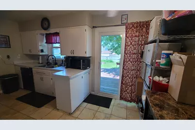 3434  1st Ave, Racine, WI 53402 - Photo 4