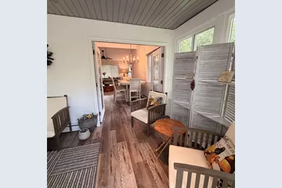 N2436  Shore View Dr, Lake Geneva, WI 53147 - Photo 18