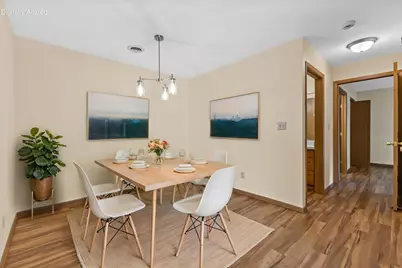 6755  Mariner Dr #7, Racine, WI 53406 - Photo 4