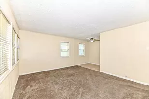 3409 S 20th St, Milwaukee, WI 53215 - Photo 6