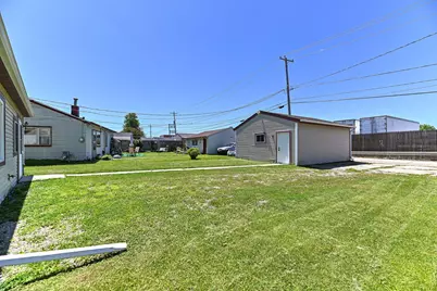 3409 S 20th St, Milwaukee, WI 53215 - Photo 24