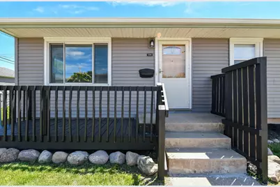 4380 N 51st Blvd, Milwaukee, WI 53216 - Photo 2
