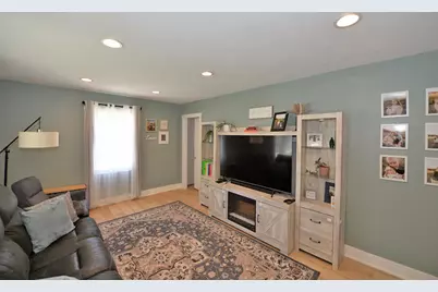 3815  17th Ave, Kenosha, WI 53140 - Photo 2