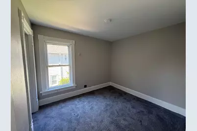 1537 E Irving Pl, Milwaukee, WI 53202 - Photo 12